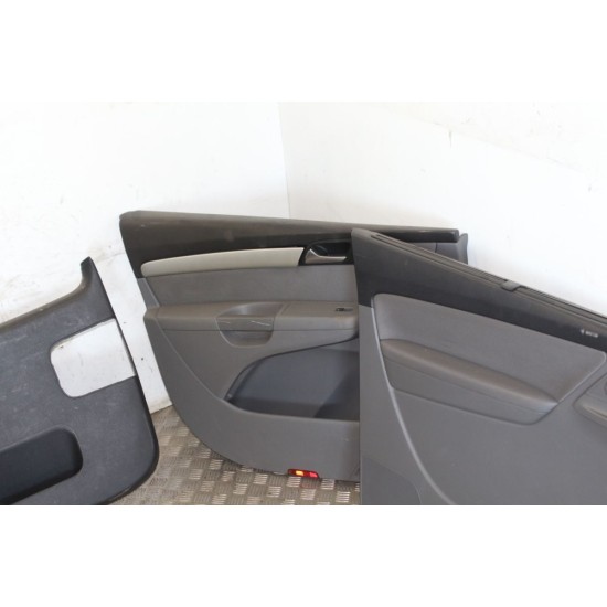 Seat  Alhambra Mk2 2012 Sėdynių ir durų apdailų komplektas