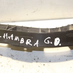 Seat Alhambra Mk2 2012 Galinio bamperio kampinės dalies laikiklis dešinėje 7N0807394A